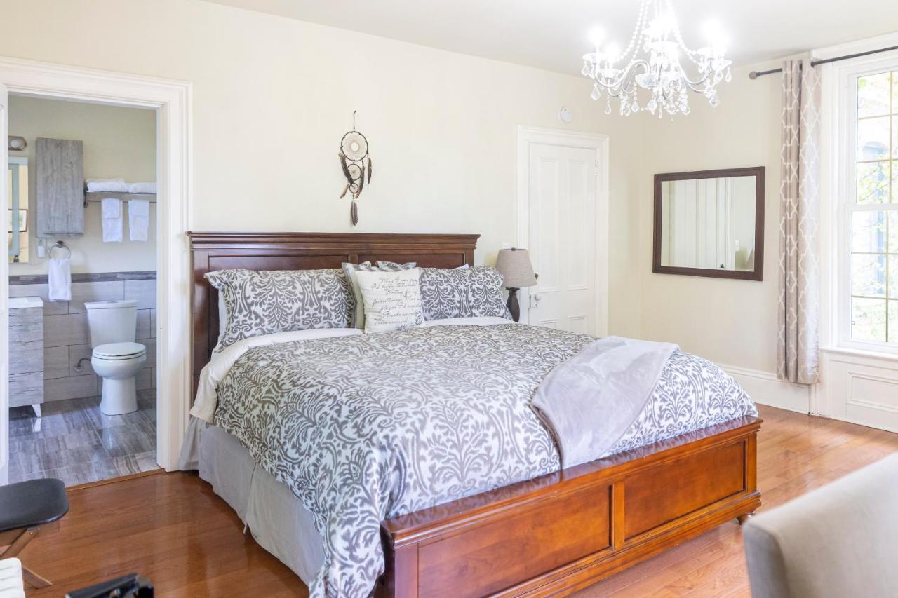 Anneken 1000 Islands B&B Luxury Suites & Spa Brockville Zewnętrze zdjęcie